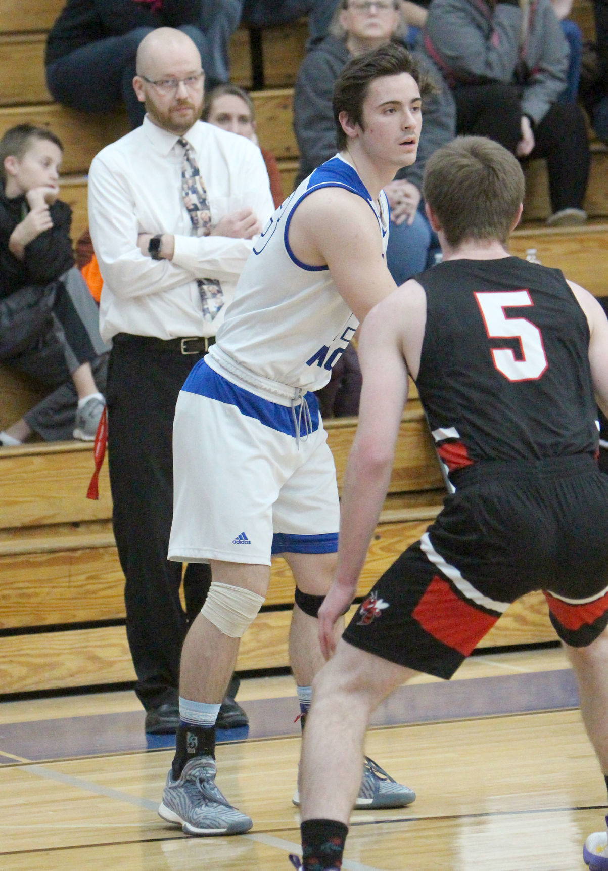 Alma Center Lincoln at McDonell boys basketball 1-18-20